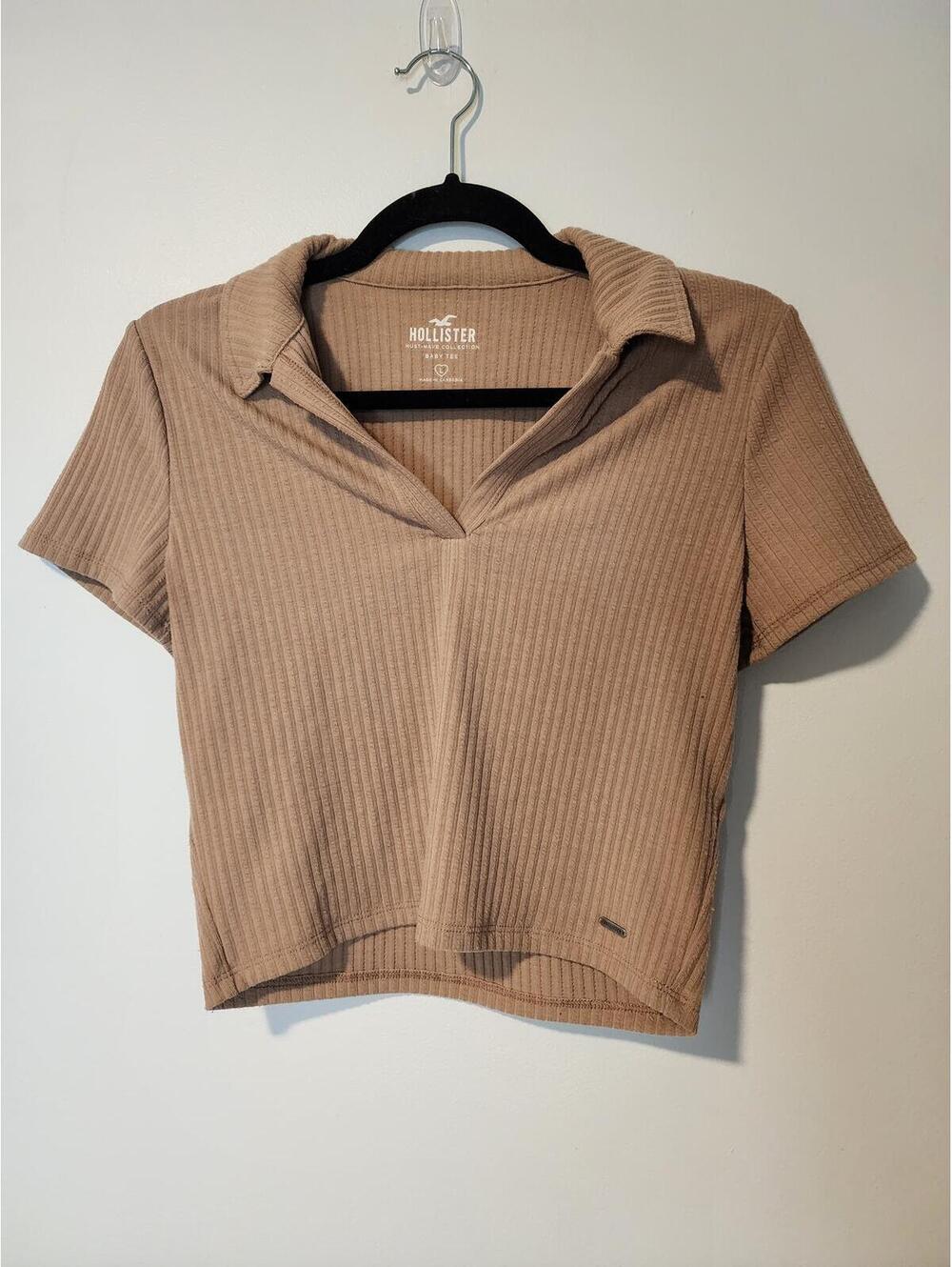 Hollister Ribbed Baby Tee - Collared Polo Top Tan Short Sleeve